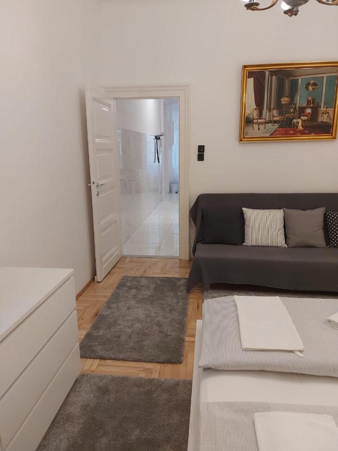 Melinda Apartment 2 บูดาเปสต์ ภายนอก รูปภาพ